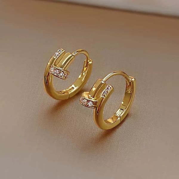 Designer earrings for woman Luxury Free Shipping Designer Accessories Fashion Simple Micro Inlaid Round Rose Gold silver 12mm Hot-selling Nail shape American Style