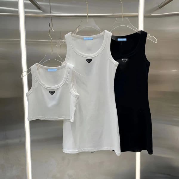 Designer short Brands Triangular badge Summer Knitted Women's T-Shirt Tops High Elasticity Slim Fit Vest Camis Sexy Sleeveless Vest Top Braces Tank