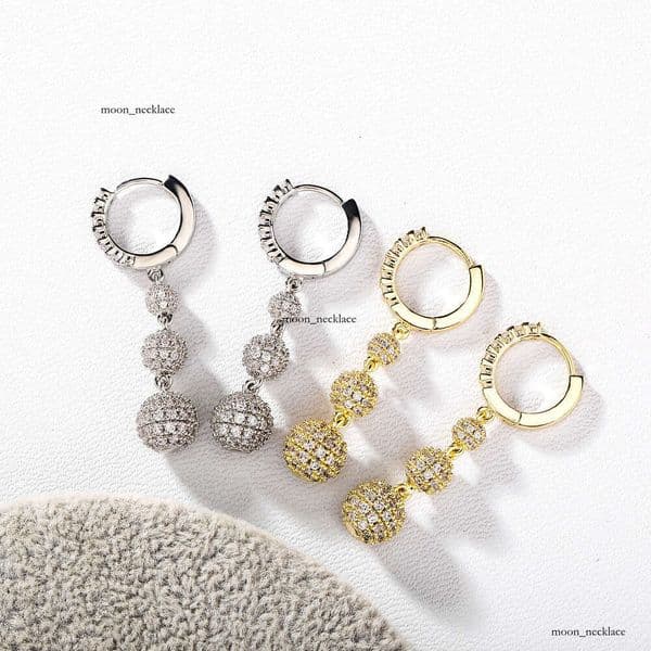 New Jewelry Fashion Starry Sky Sparkling Ball for Women High-End Light Luxury Inlaid Diamond Earrings Jewelry