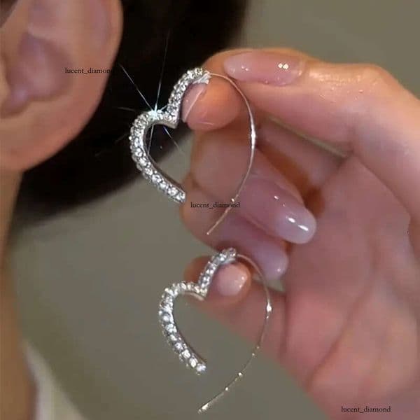 heart-shaped design earrings women shiny light luxury style high-end earrings niche accessories for princess dresses