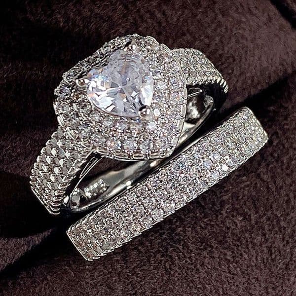 Hot Selling Sweet Heart-Shaped Moissanite Women's Engagement Ring Set Luxury Wedding Couple Rings for Women