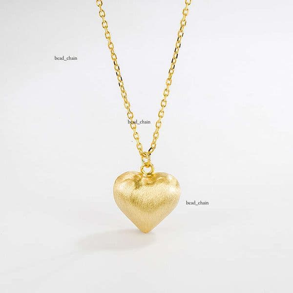 Hip Hop Style necklace made of 925 sterling silver light luxury ins niche design with a sweet and cool vibe brushed peach heart pendant collarbone chain