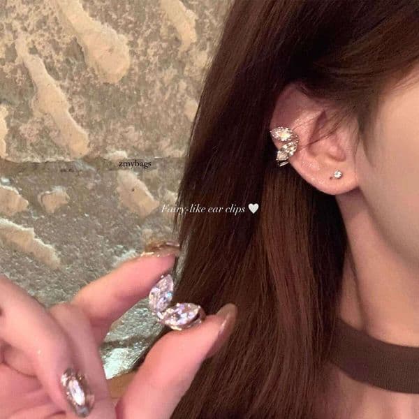 Sparkling Zircon Elf Cuff for Women, Light Luxury High-End Feel, Non-Pierced Ear Clip, Unique and Beautiful Temperament Earrings