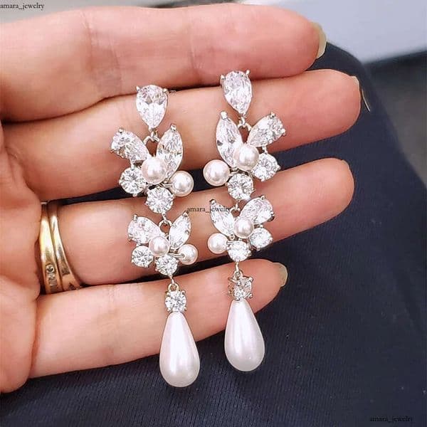 elegant long with flowers faux pearls high-end leaves and water droplets in French style. Wholesale earrings