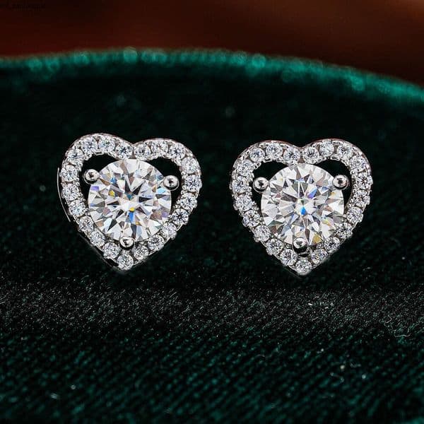 Moissanite S925 Heart-shaped Love Silver Earrings Source Factory Accessories Jewelry Wholesale Exclusive