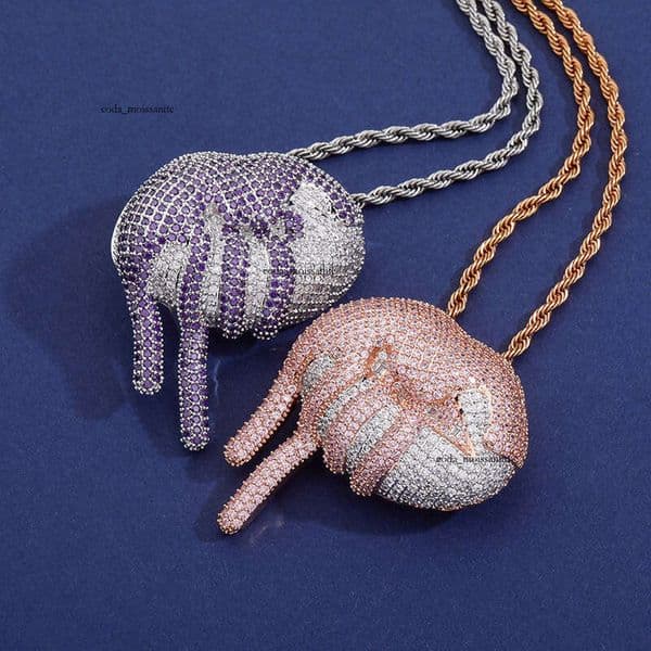 Jewelry INS popular sexy lips pendant with Moissanite in two colors trendy personalized Hip Hop necklace accessory
