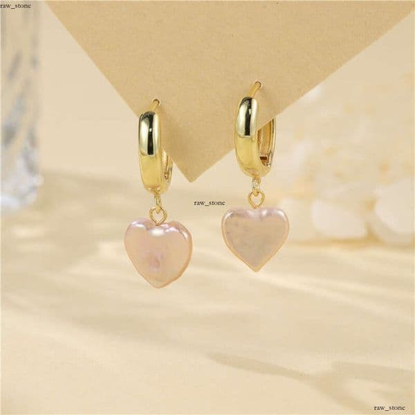 New Heart-Shaped Freshwater Pearl Versatile Vintage Stud Earrings