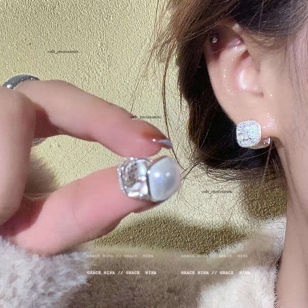Elegant and sophisticated style! Full-diamond sugar cube pearl earrings, 2025 new popular model, double-sided earrings for girls