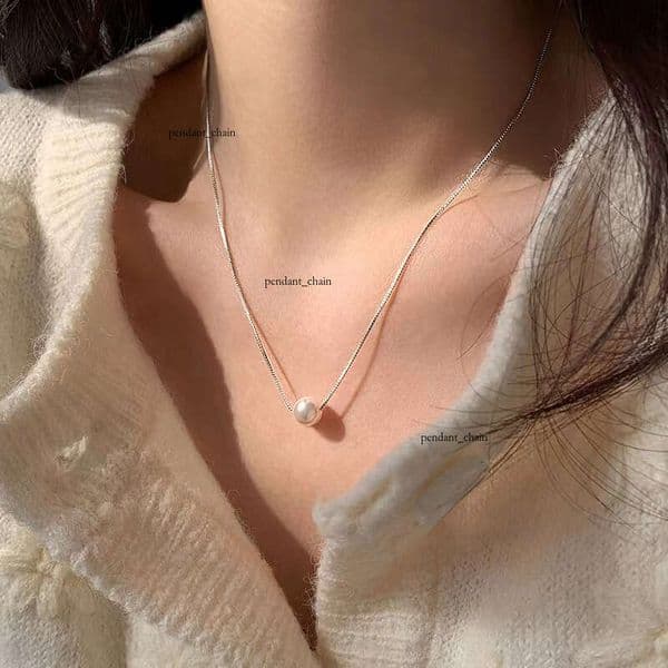Simple versatile niche single pearl necklace for women, trendy and fashionable, with a light luxury design, clavicle chain