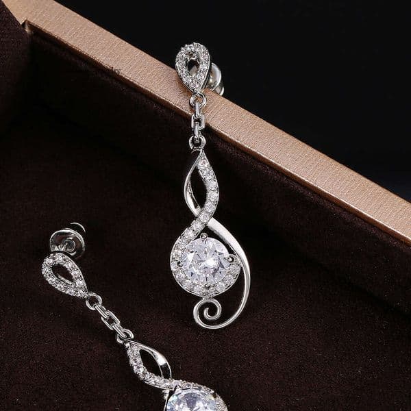 Fashion New Water Drop Creative Women's Moissanite Exquisite Wedding Earrings Jewelry Wholesale