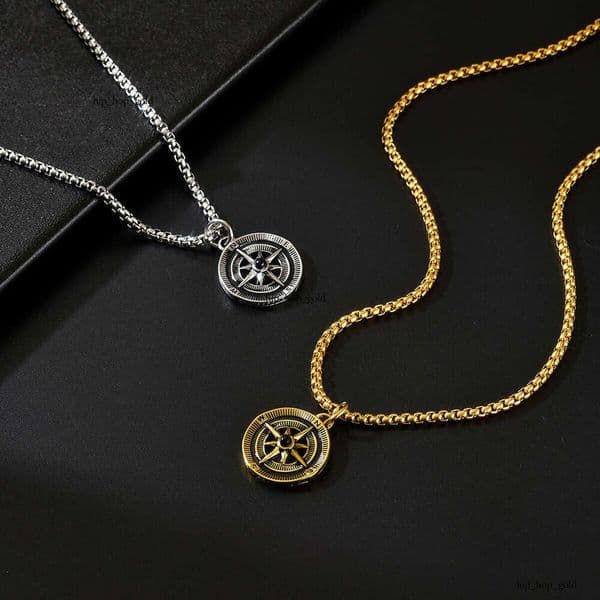 Unique Compass Necklace for Men Trendy Personalized Punk Style Long Sweater Chain Fashionable and Versatile Disc Pendant Chain