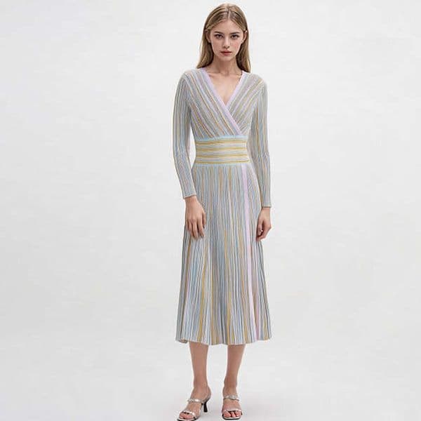 2026 High end Spring and Autumn Elegant Women's V-neck Long sleeved Waist Middle length d24 Hoodie Striped Gold Thread Knitted Dress
