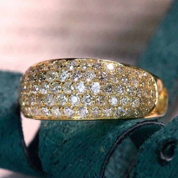 's new Moissanite-inlaid ring for women light luxury style high-end ring direct sales from the manufacturer shiny metal jewelry