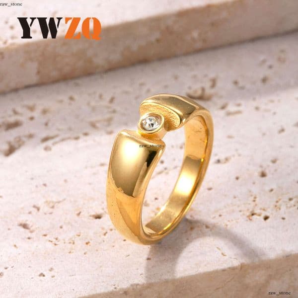 popular fashion Sterling Silver 14K 18K Gold jewelry simple and elegant couple with micro-set diamonds titanium steel rings wholesale factory