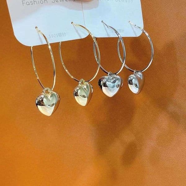 Unique Versatile Simple Circle Hollow Heart Large Hoop for Women Ins Korean Style Elegant High-end Fashionable Stud Earrings