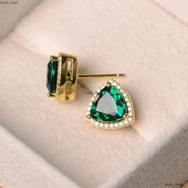 foreign trade elegant geometric triangle design earrings fashionable trendy with a sense of light luxury and elegance