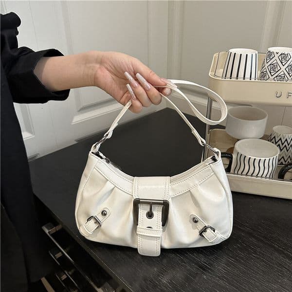 American retro distressed style hot girl underarm bag for women, autumn and winter niche design versatile shoulder bag, small handbag for work fcf