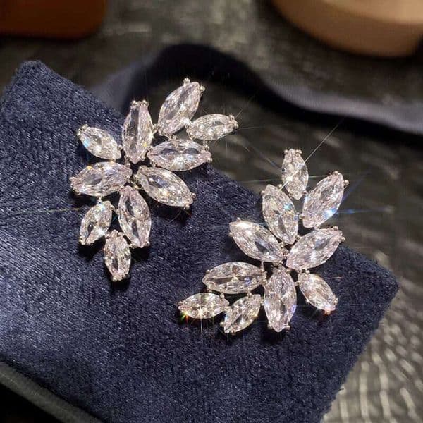 Factory Direct Sale Light Luxury Style Earrings Women Marquise Flower Design Jewelry High-End Fashion Accessories for Dresses