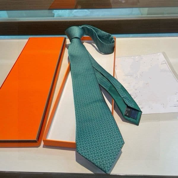 Luxury New Tie Designer 100% Tie Silk Necktie black blue Jacquard Hand Woven for Men Wedding Casual and Business Necktie Fashion Hawaii Neck Ties With box 9923