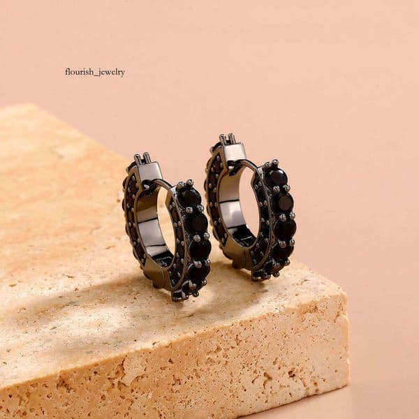 Jewelry Silver Inlaid Black Diamond Round Hoop Personality Female Niche Design High-End Light Luxury Earrings Wholesale