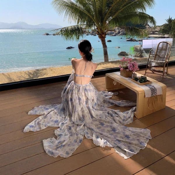 New Designer Dress Product: French Blue Floral Halter Neck Dress For Women Summer Niche Design Petite Waist-cinching