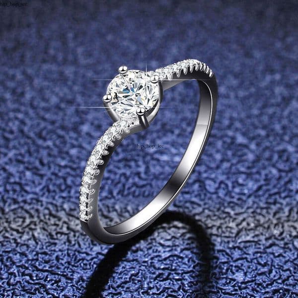 Moissanite for women 925 sterling silver ring four-prong sparkling diamond ins-style ring setting quality jewelry accessory