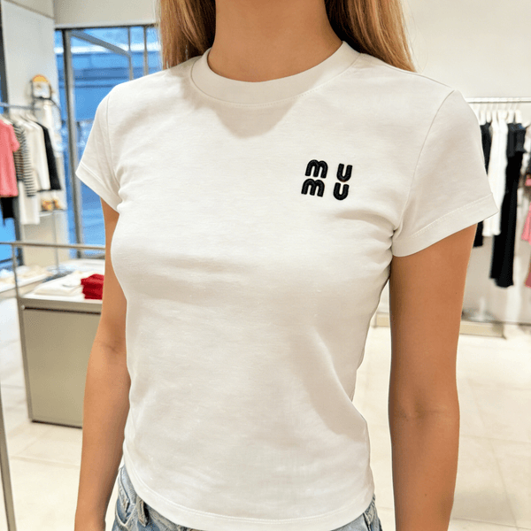 women's t shirt, Embroidered short and long sleeve tops, Fashionable short-sleeved round-neck casual shirts, suitable for summer streetwear, Y2K style and daily wear.
