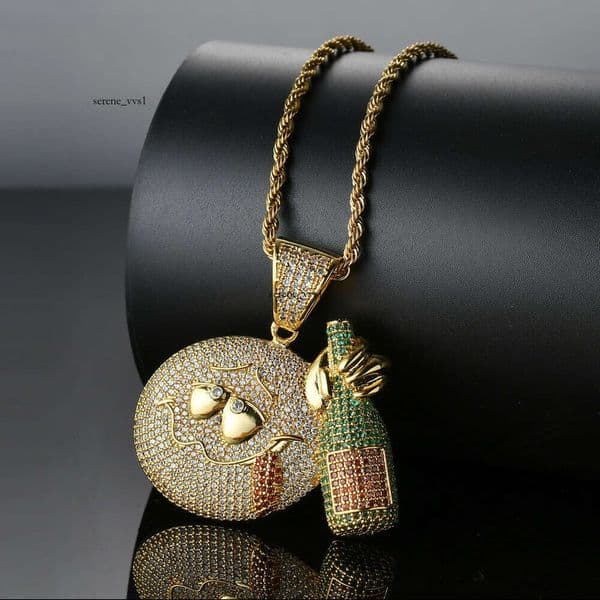 Wine Bottle Jewelry Hip Hop Silver Inlaid with Moissanite Couple Cartoon Funny Drunk Smiling Face Pendant