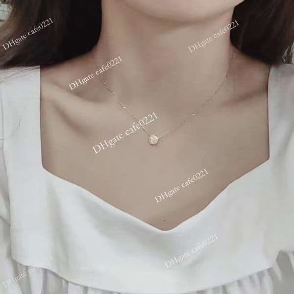 Moissanite Necklace Designer Necklace For Women Versatile High End Single Diamond Necklace Small UFO Bubble Collarbone Chain Necklace Titanium Steel 18k Plated