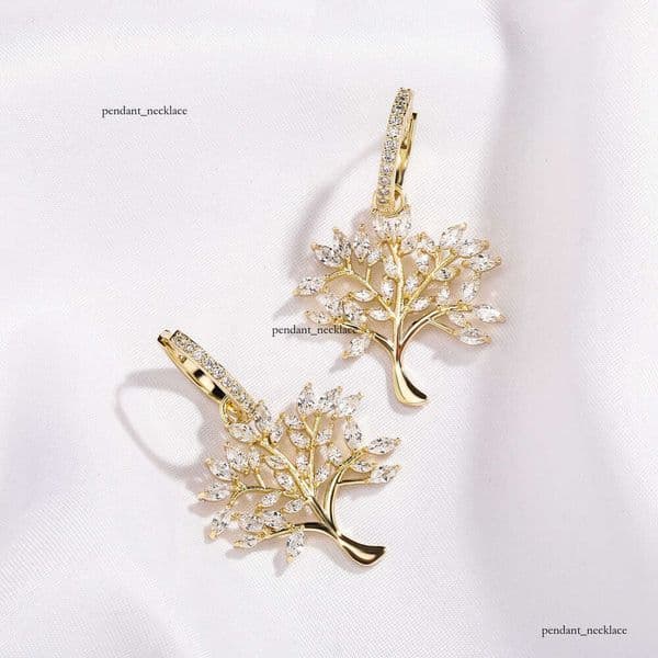 Creative Personality Tree of Life Jewelry Simple Hollow Inlaid Diamond for Men and Women Silver Gold Earrings