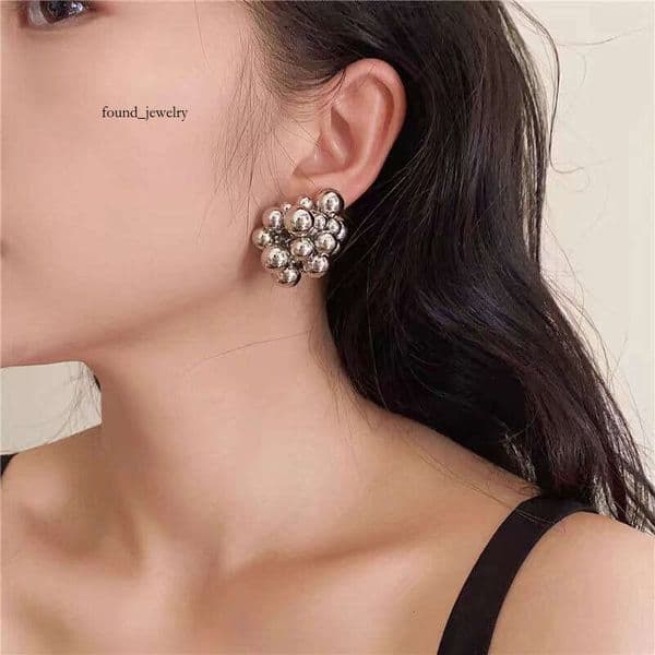 Silver bubbles~Metallic large and small ball exaggerated niche design earrings, 2025 new high-end trendy earrings