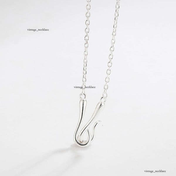 INS blogger's same style S925 sterling silver interlocking pendant necklace for women Korean internet celebrity minimalist collarbone chain