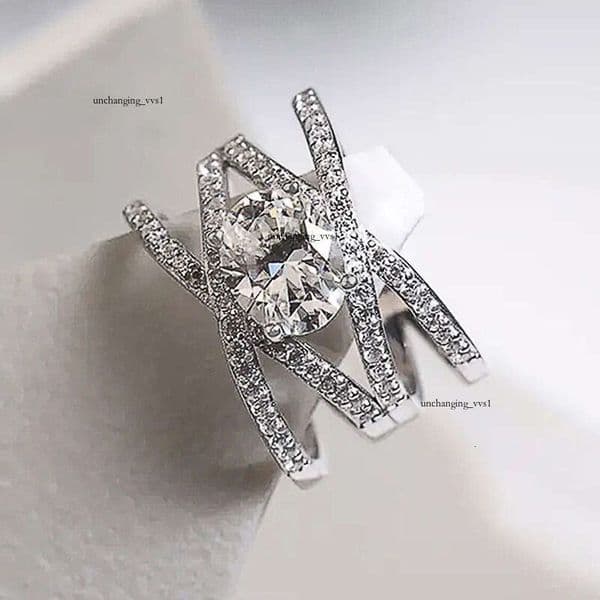 Korean-style elegant cross-design round Moissanite sparkling ring evening dress and banquet jewelry