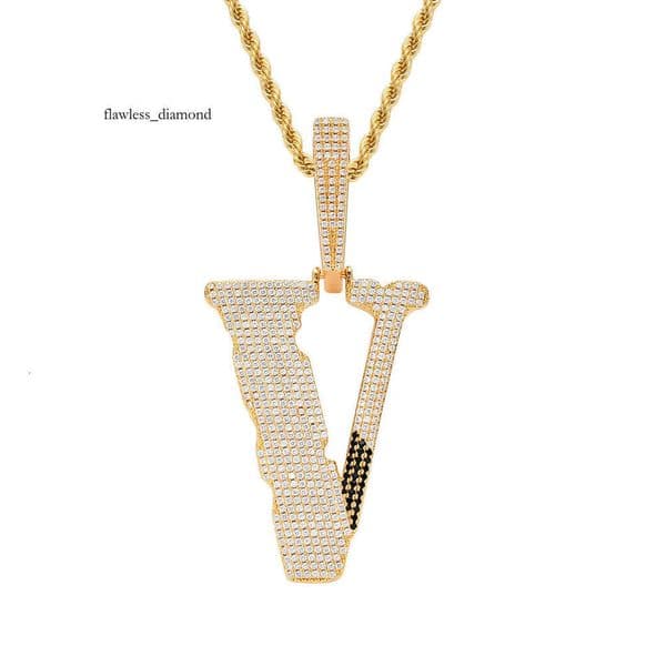 European and American full-diamond large V-shaped necklace pendant, hip-hop trendy brand personalized accessory