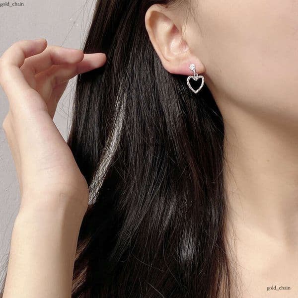 Hip Hop Style s925 sterling silver heart-shaped with irregular wrinkle design trendy and unique earrings for girls