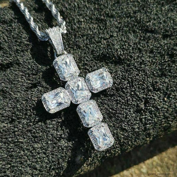 new Fashion product: Hip Hop luxury square pendant necklace with Moissanite stones unisex fashion sweater chain