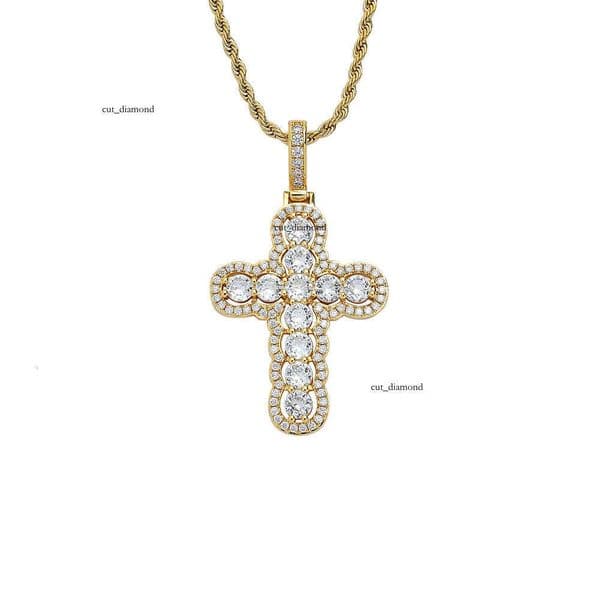 Round Pendant Jewelry Hip Hop Jewelry Silver Inlaid with Moissanite Trendy New Cross Necklace for Men