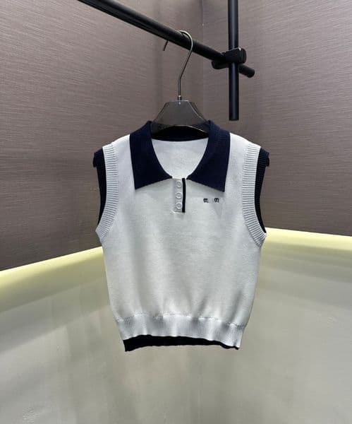 2026 New T Shirts Women Knits Tank Top Designer Embroidery Vest Sleeveless Turn-Down Collar Fake Two-Piece Set