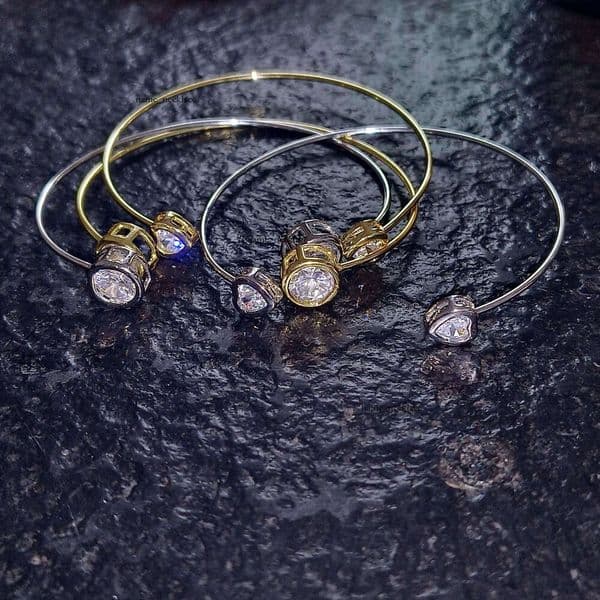 Simple retro versatile ultra-shiny zircon bracelet for women, light luxury high-end design, everyday wrist accessory wholesale