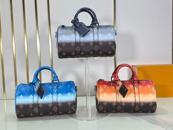 Designer handbags, luxury handbags, Luxury bag l0uis vuitt0nbags, shoulder bags, classic retro nanopillow bags for women, quality crossbody bags, 25CM leather