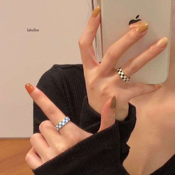 Klein blue checkered pattern glazed ring for women, niche design, adjustable open ring, 2025