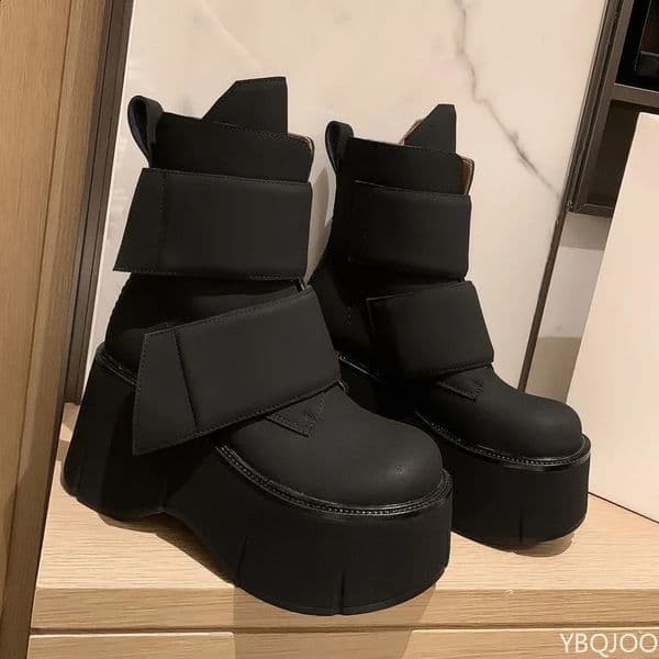 Fashionable versatile height increasing womens boots spring autumn casual comfortable thick soled shoes 260321