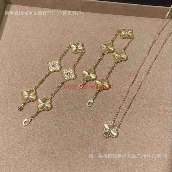 designer bracelet vanness cleef bracelet Lucky Clover Bracelet Laser Inlaid Diamond Flower Bracelet Thick 18k Color Necklace Bracelet Set