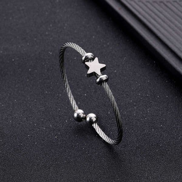 supply of Sterling Silver 14K 18K Gold jewelry titanium steel heart and star-shaped wire bracelet for men adjustable open design