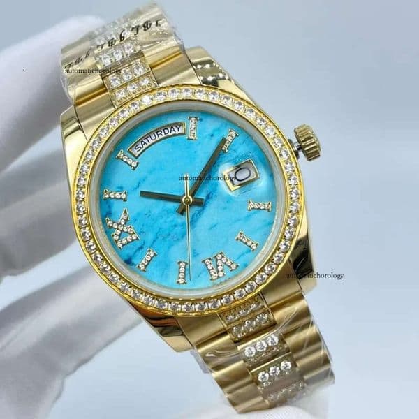 Luxury designer Classic Fashion Automatic WatchIn the middle inlaid with diamond size 36mm sapphire glass a ladies' favorite Christmas gift Free transport 51