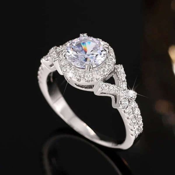 Foreign Trade Fashionable Women's Ring Vintage Moissanite Cross-Wrap Jewelry Classic Proposal Ring