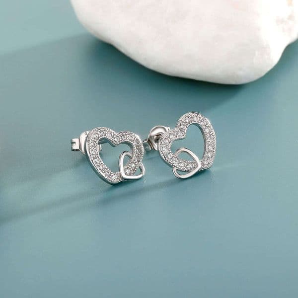 Simple stylish women's versatile double-heart earrings hot-selling on live stream full of Moissanite sweet and cool heart-shaped earrings with niche design