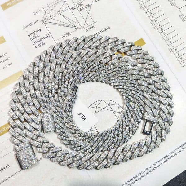 Luxury Hip Hop 925 Sterling Silver Moissanite Style Cuban Link Fully Iced Out Round Cut Diamond Chain for Men