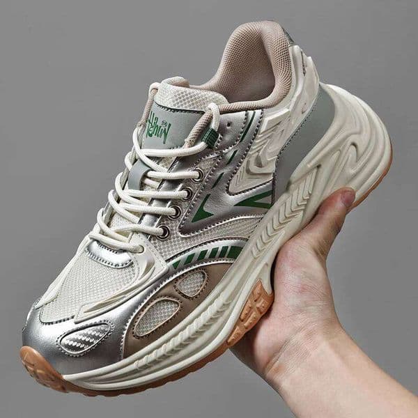 Designer Chunky Sneakers Men Women Thick Sole Shock Absorption Sport Running Shoes Retro Grey Black Outdoor Male Tennis Trainers 26Y0323