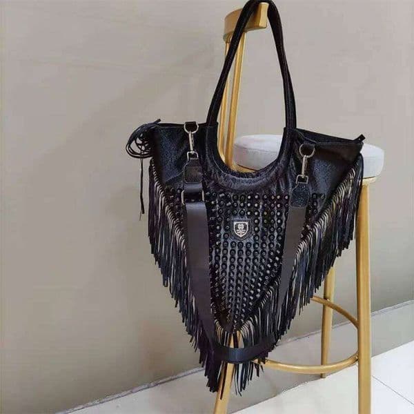 Fashion Punk Shoulder Bags For Women Cool Trendy Rivet Crossbody Bag Chic Design Tassel Haruku Handbag Bolso Mujer